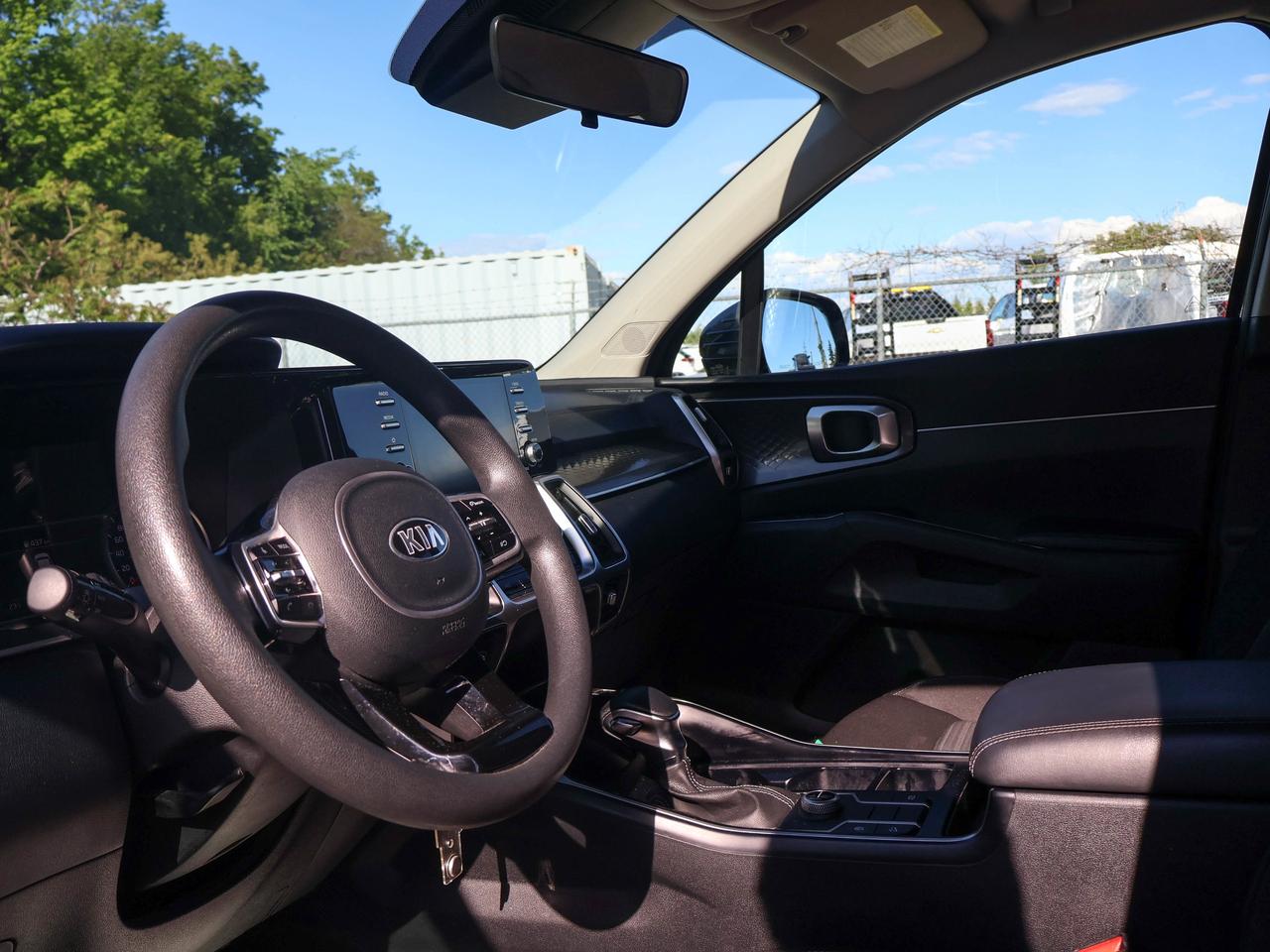2021 Kia Sorento LX+ Photo