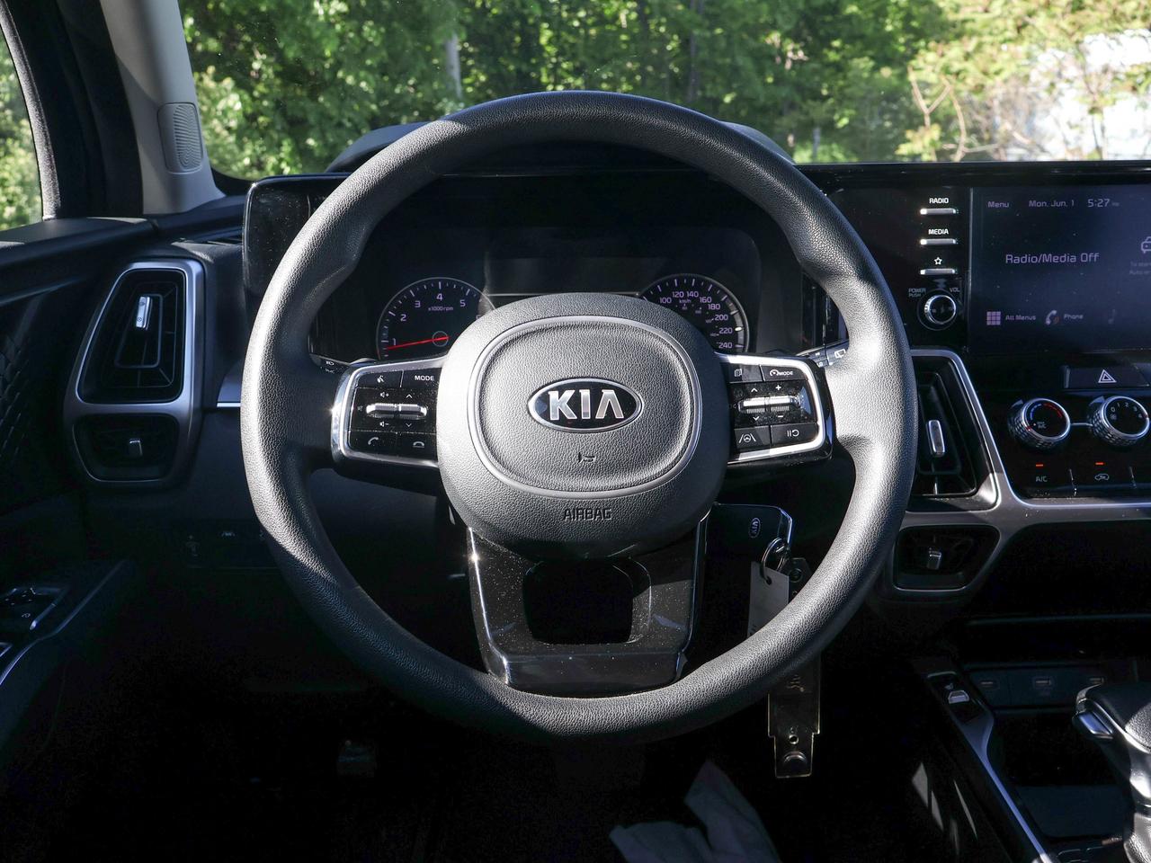 2021 Kia Sorento LX+ Photo
