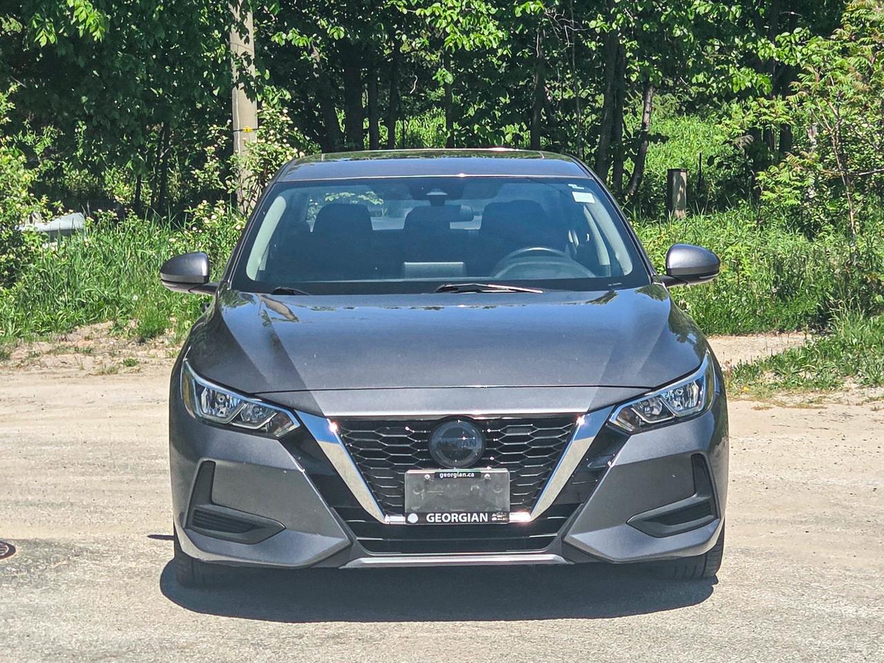 2022 Nissan Sentra SV Photo4