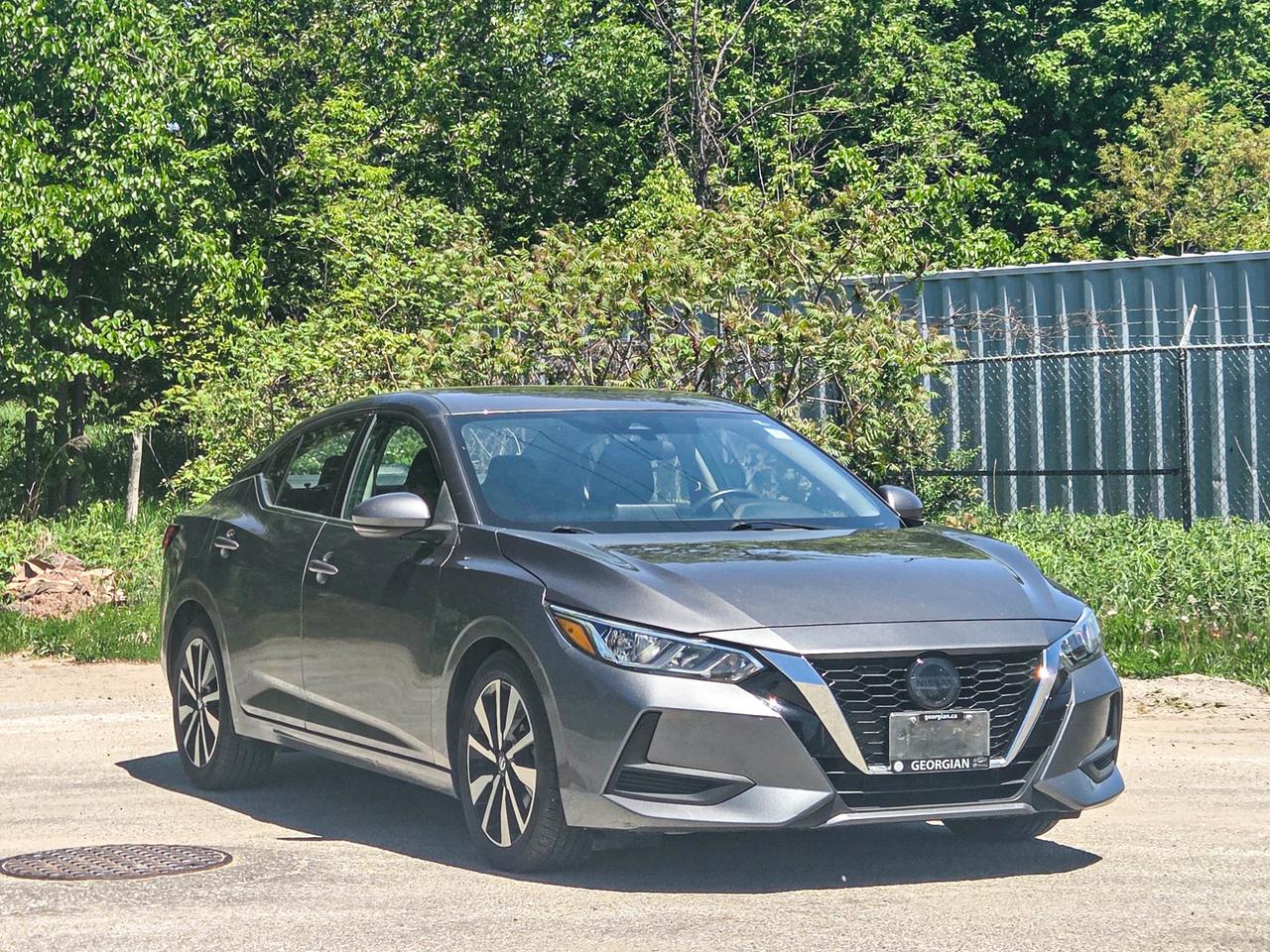 2022 Nissan Sentra SV Photo2