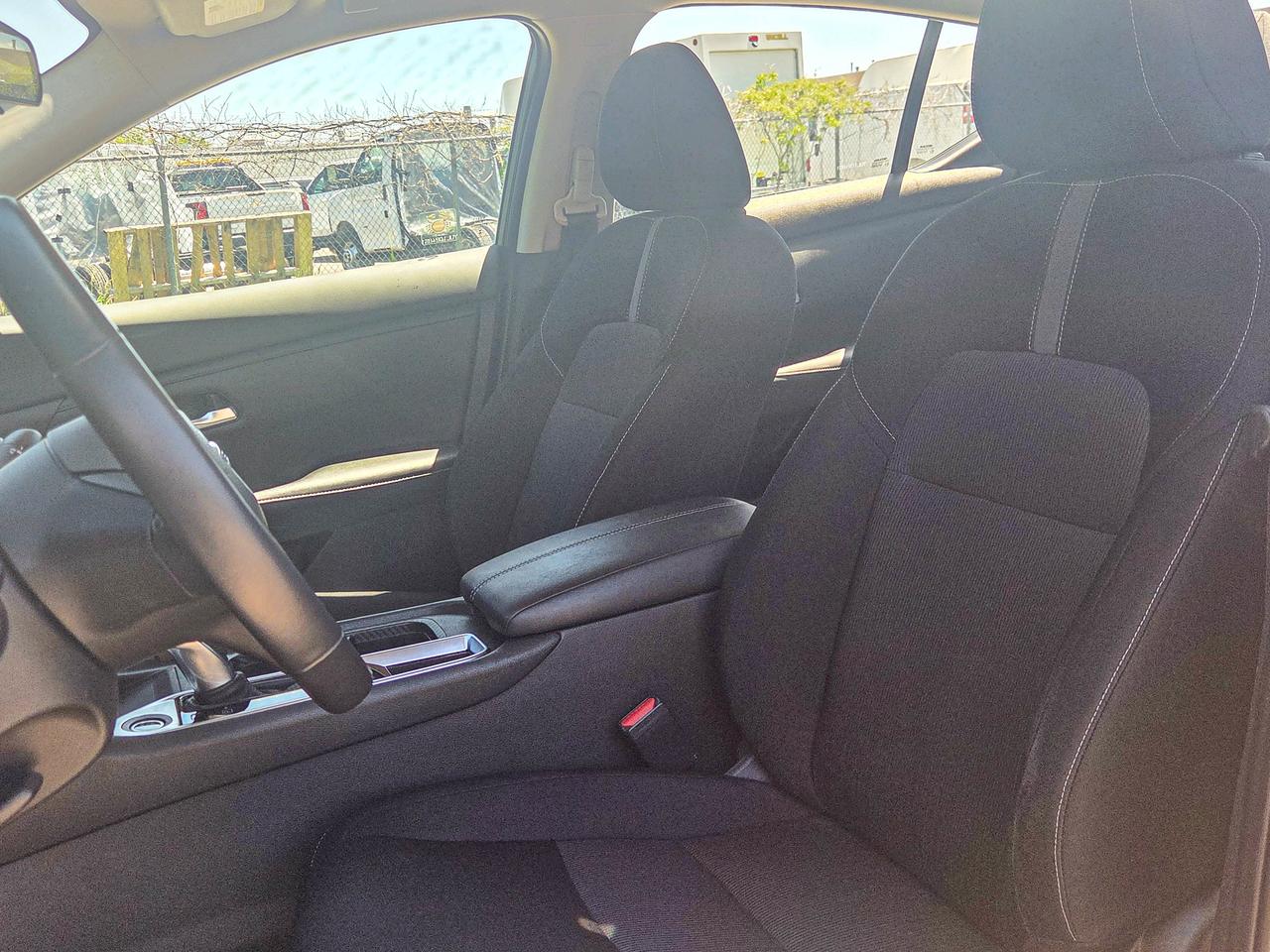2022 Nissan Sentra SV Photo