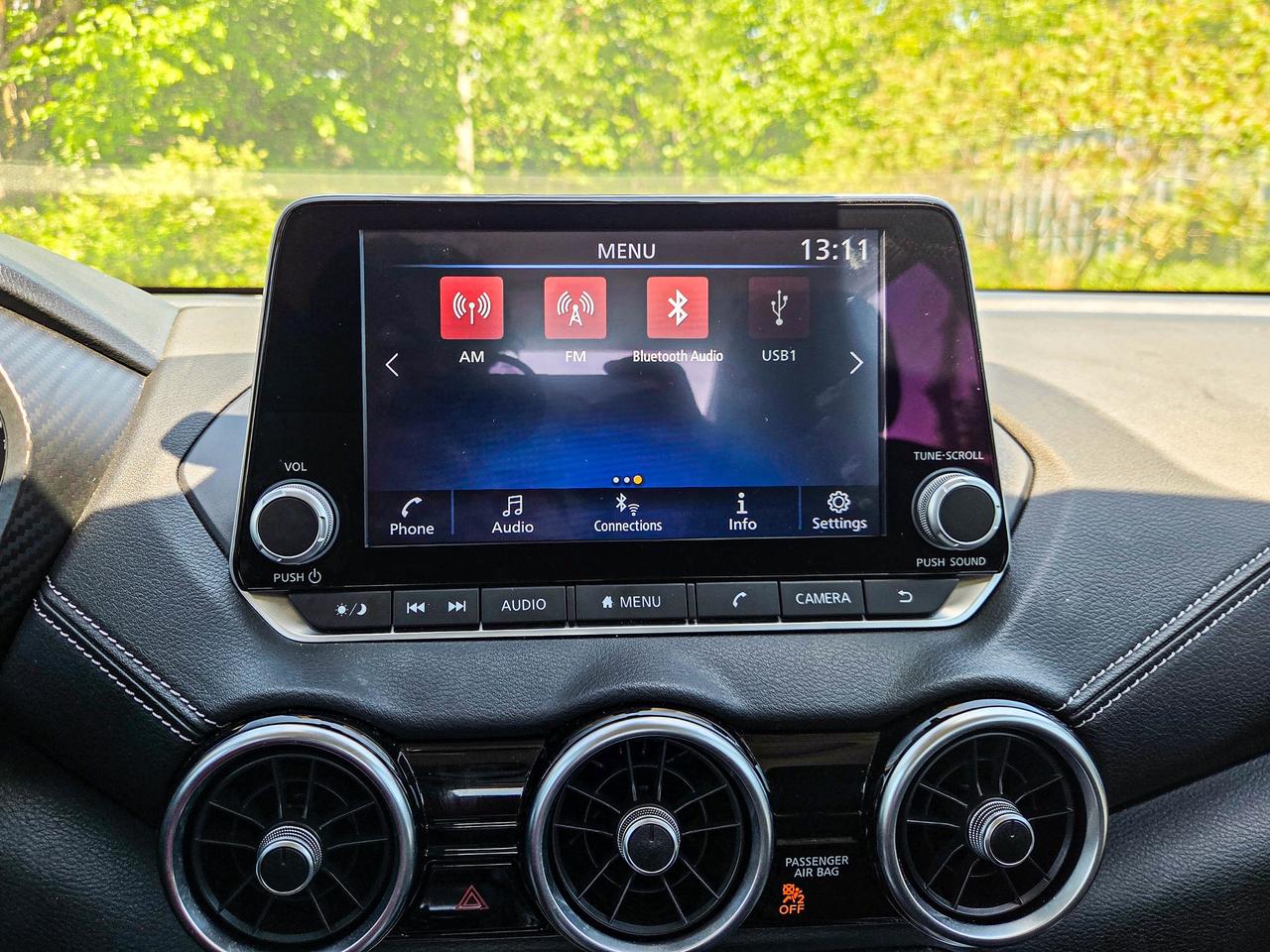 2022 Nissan Sentra SV Photo