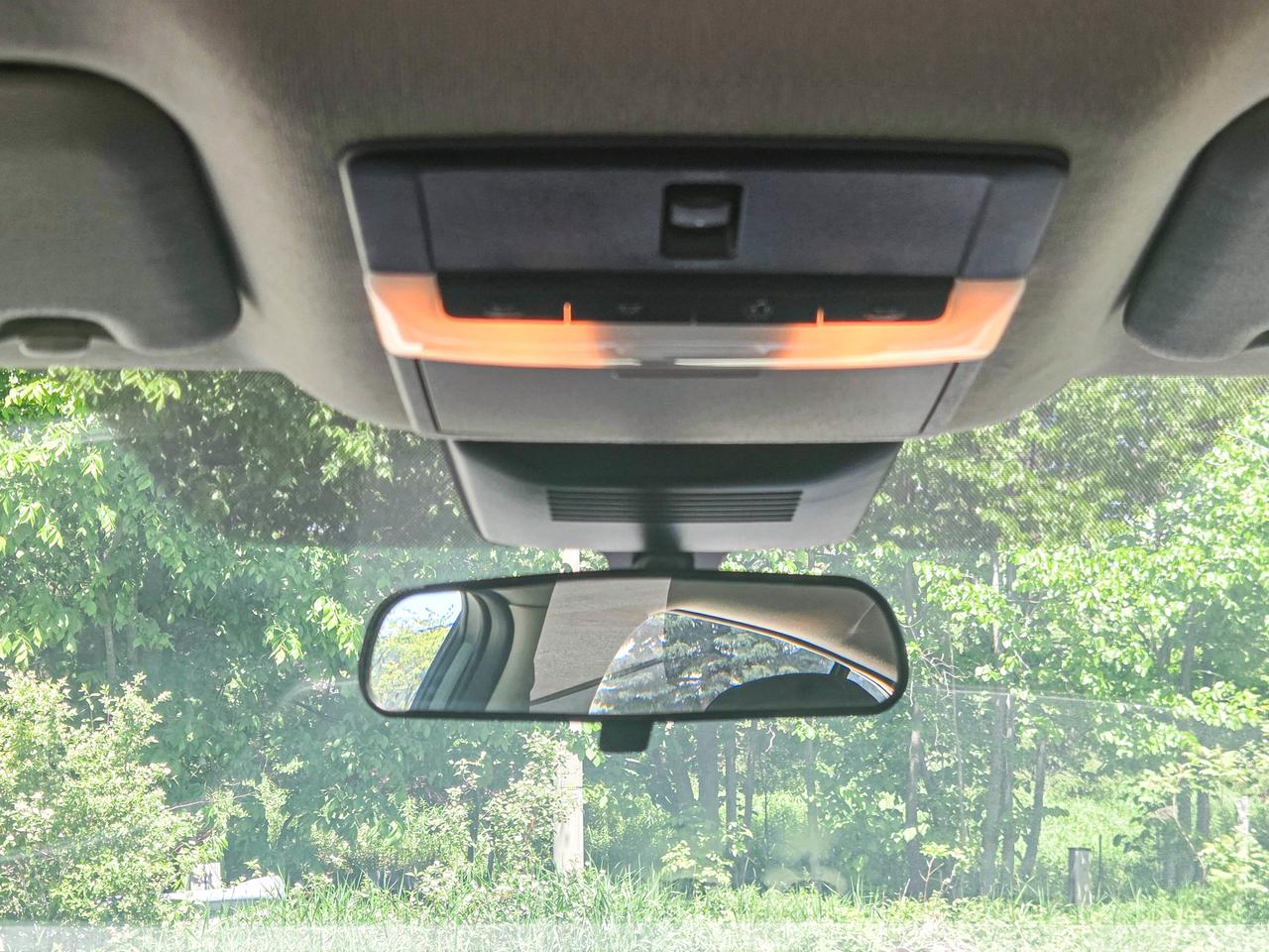 2022 Nissan Sentra SV Photo