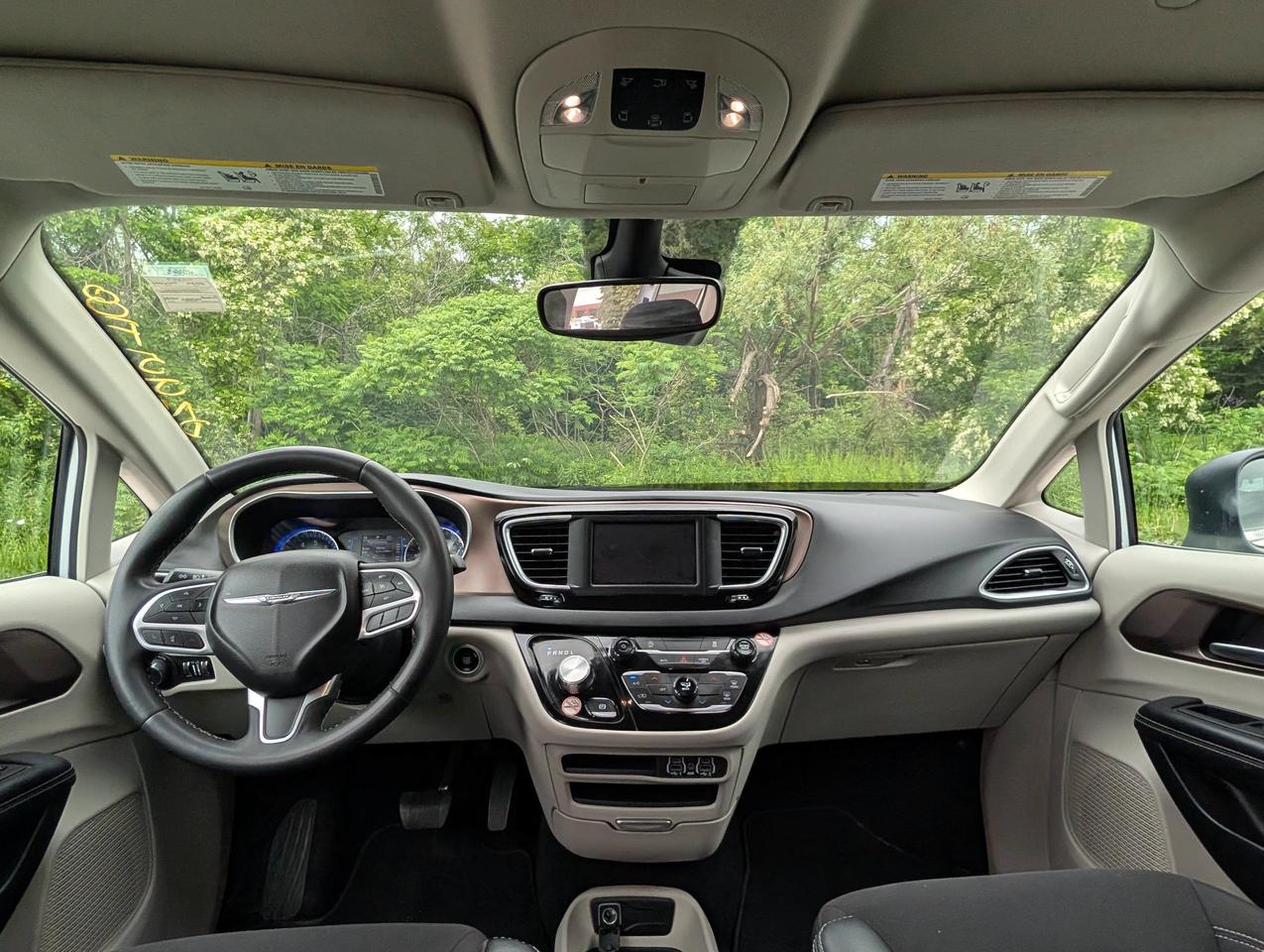 2024 Chrysler Grand Caravan SXT Photo