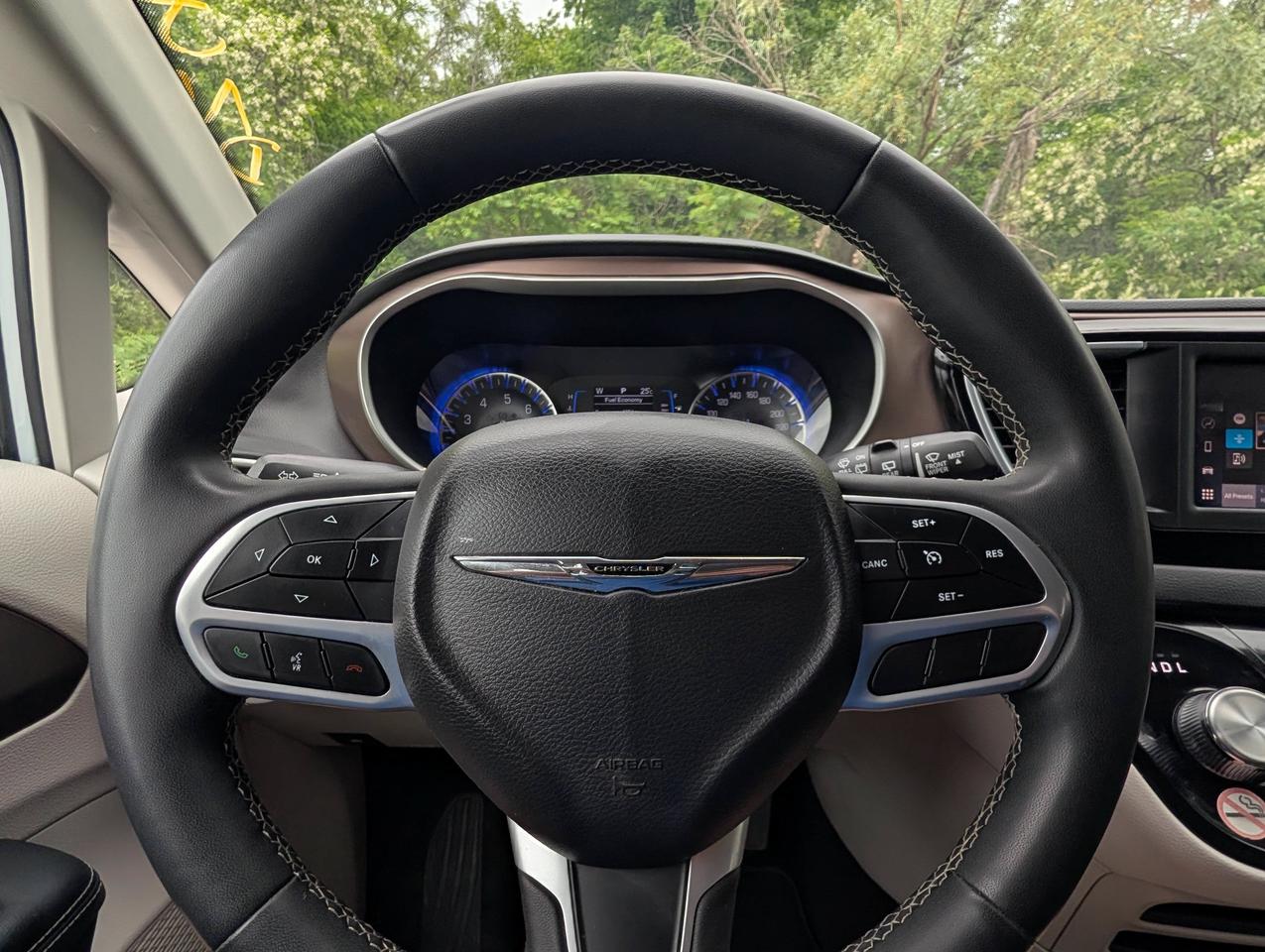 2024 Chrysler Grand Caravan SXT Photo