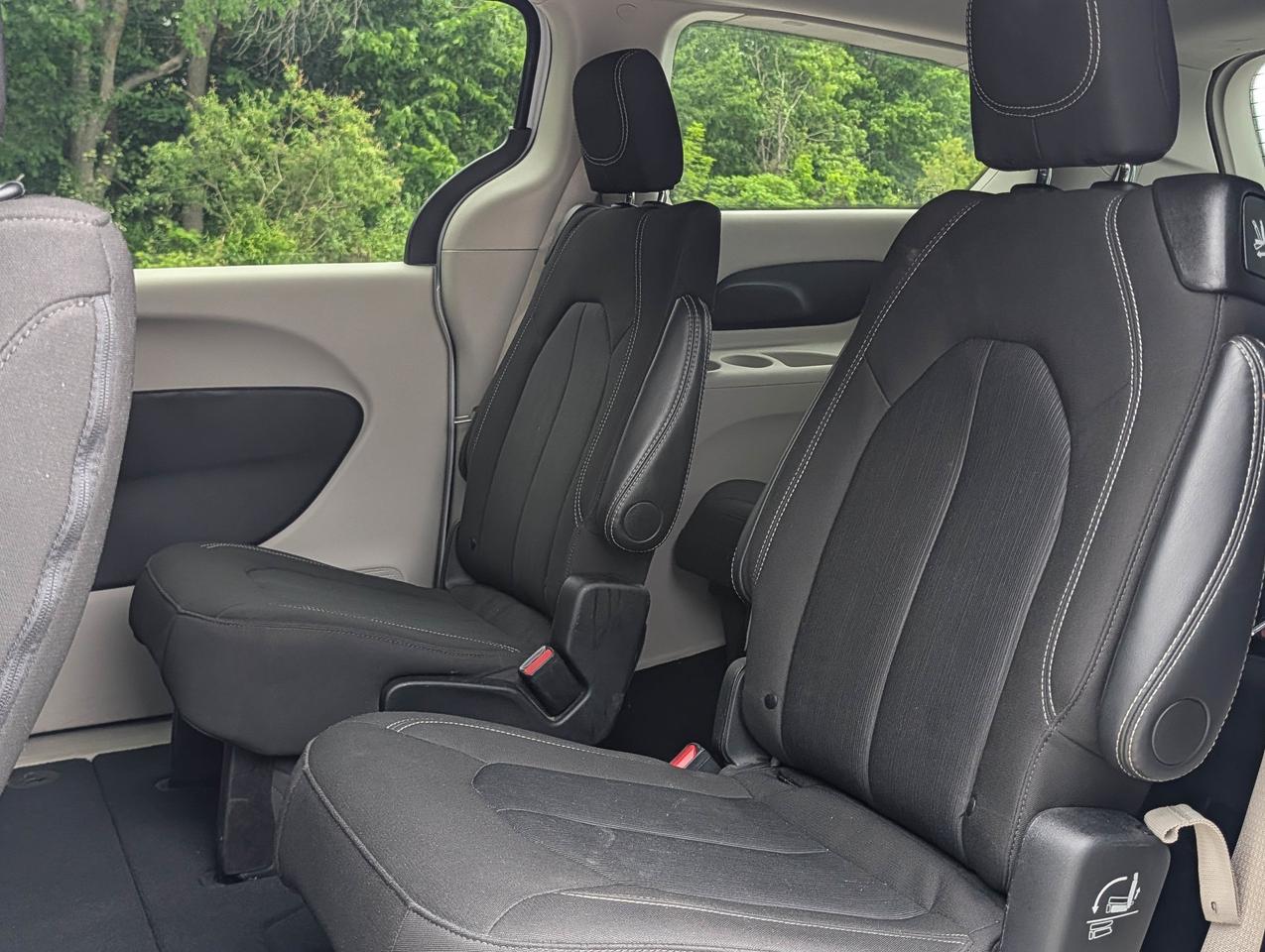 2024 Chrysler Grand Caravan SXT Photo