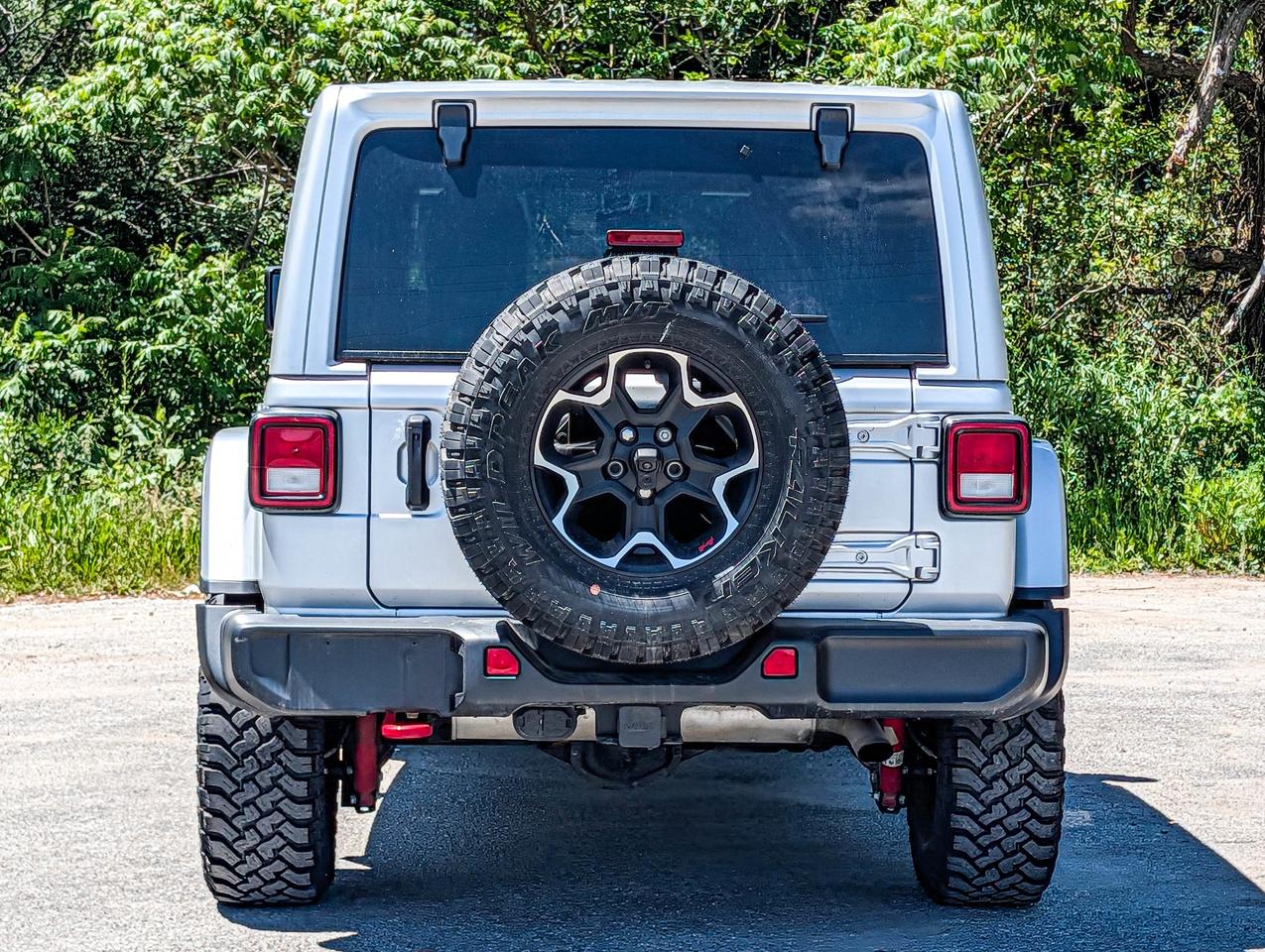 2023 Jeep Wrangler RUBICON Photo