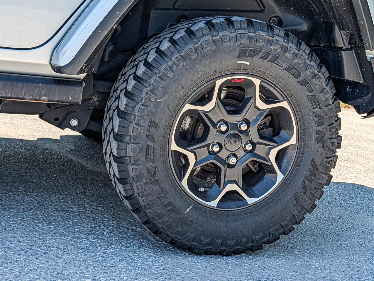 2023 Jeep Wrangler RUBICON Photo