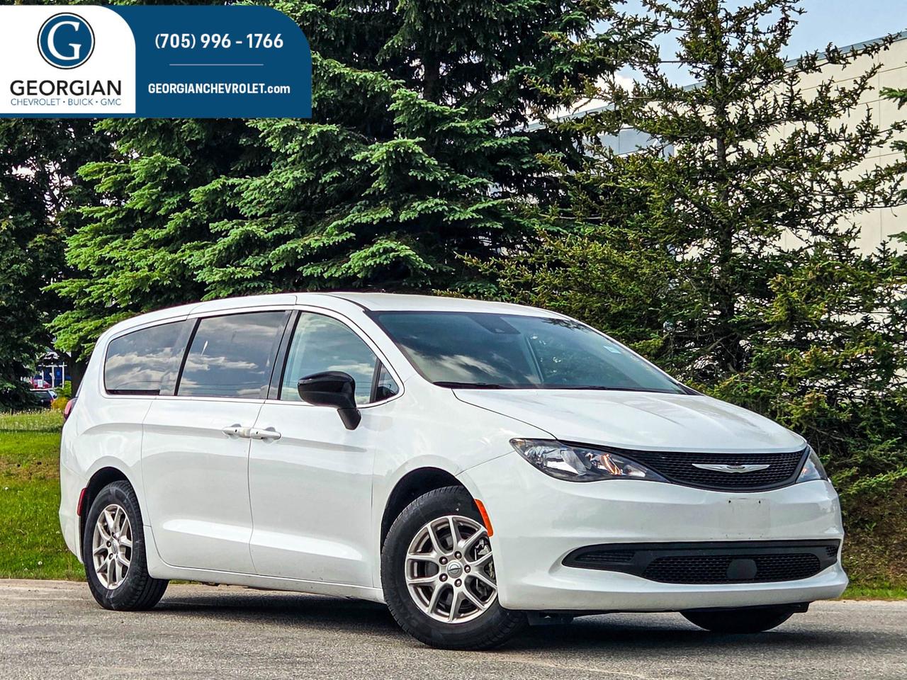 2024 Chrysler Grand Caravan SXT Photo0