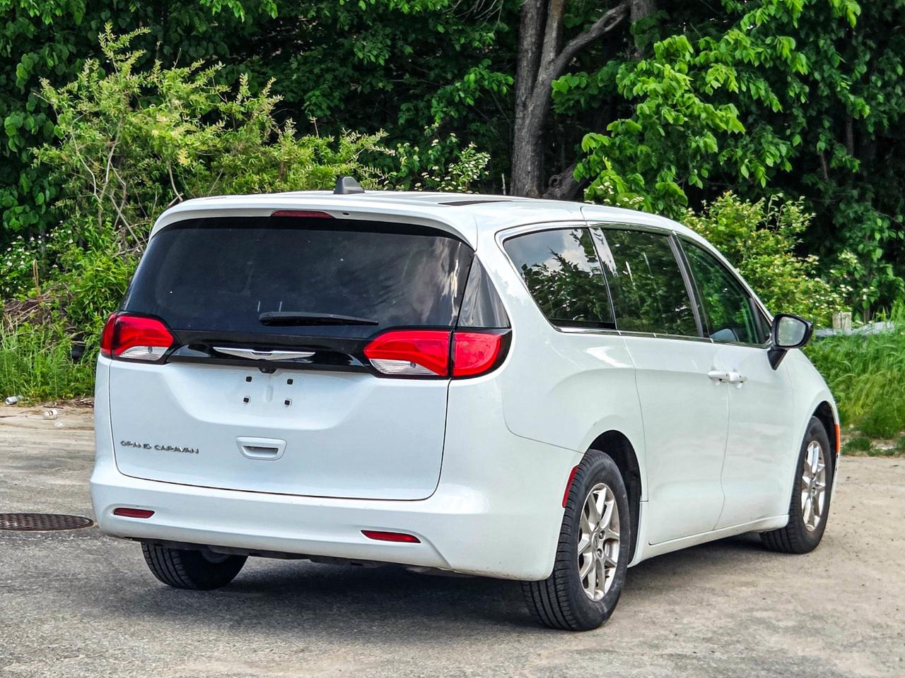 2024 Chrysler Grand Caravan SXT Photo