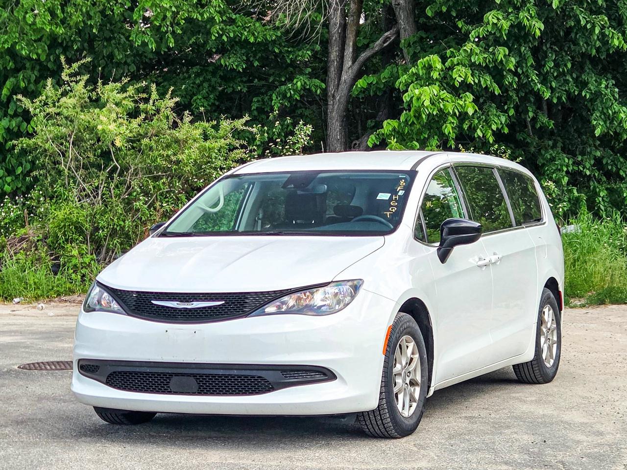 2024 Chrysler Grand Caravan SXT Photo