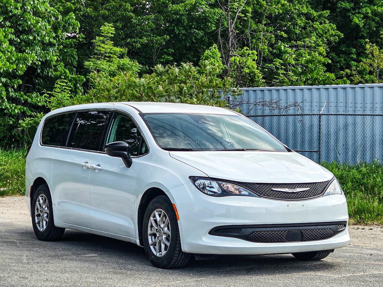 2024 Chrysler Grand Caravan SXT Photo