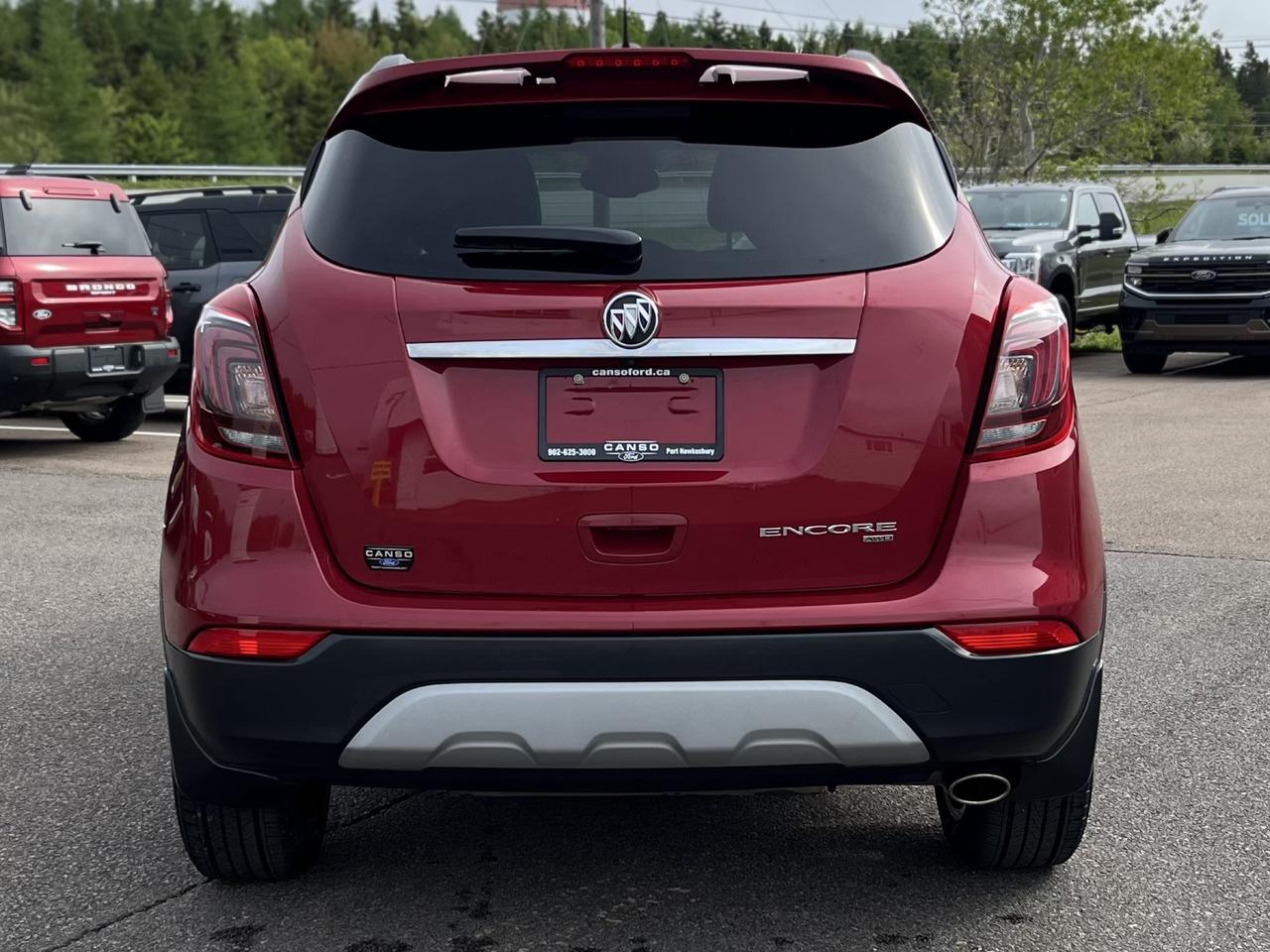 2019 Buick Encore Sport Touring AWD Photo4