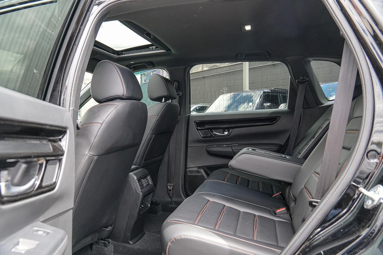 2024 Honda CR-V Hybrid Touring HYBRID AWD |NAVI|SUNROOF|LEATHER|BSM|LDW Photo