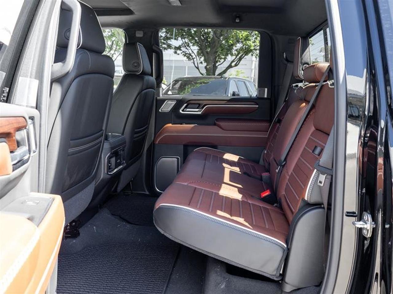 2026 GMC Sierra 2500 HD DENALI ULTIMATE Photo