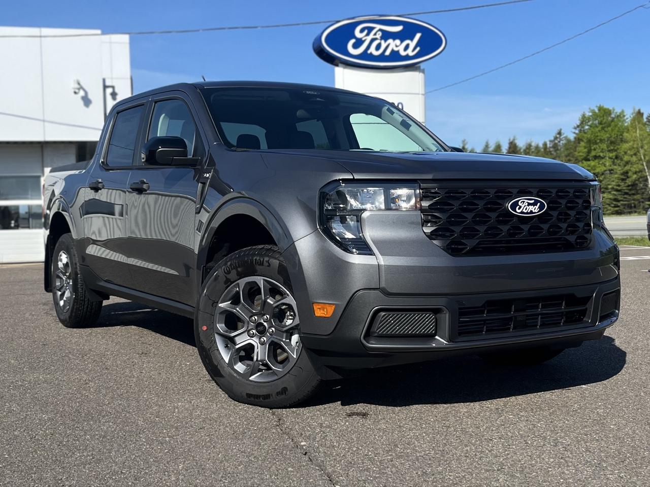 2026 Ford Maverick XLT AWD SuperCrew Photo0