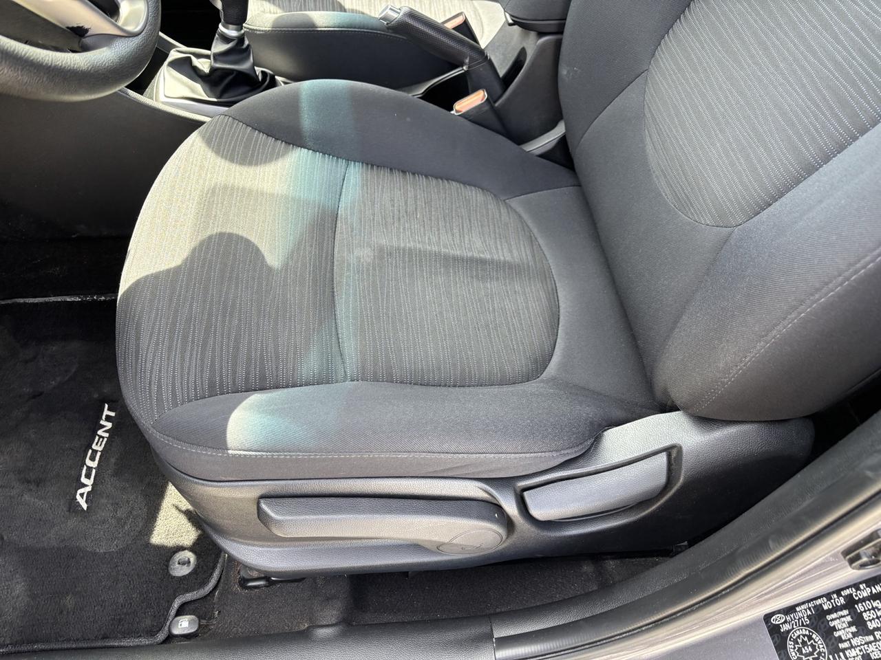 2015 Hyundai Accent GS ~No Accidents~32 Service records~ Photo