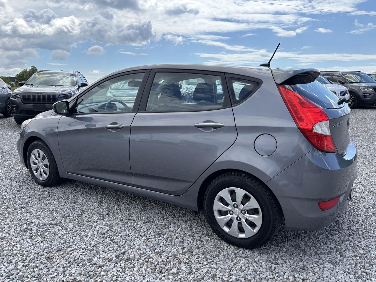 2015 Hyundai Accent GS ~No Accidents~32 Service records~ Photo