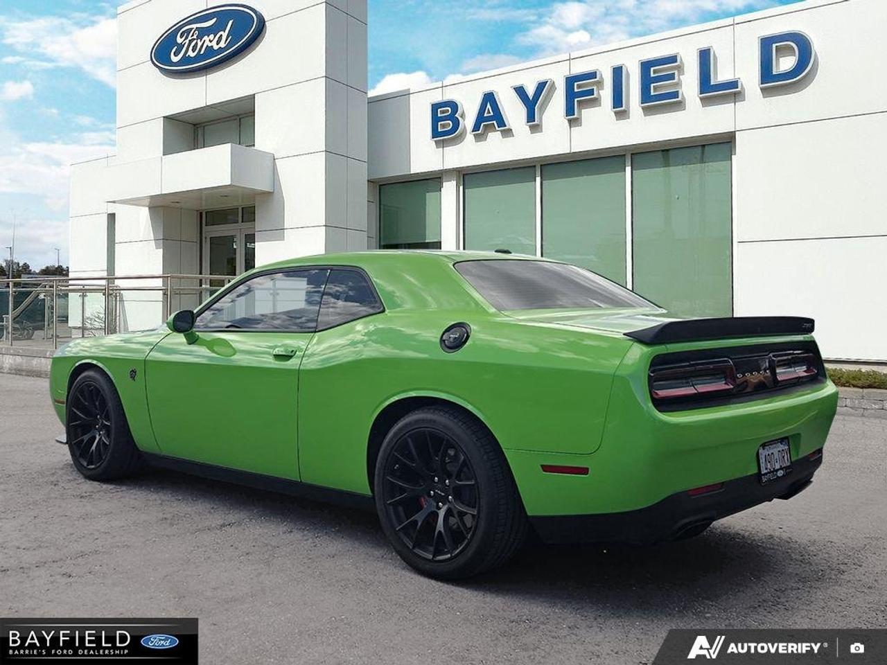 2015 Dodge Challenger SRT Hellcat Photo