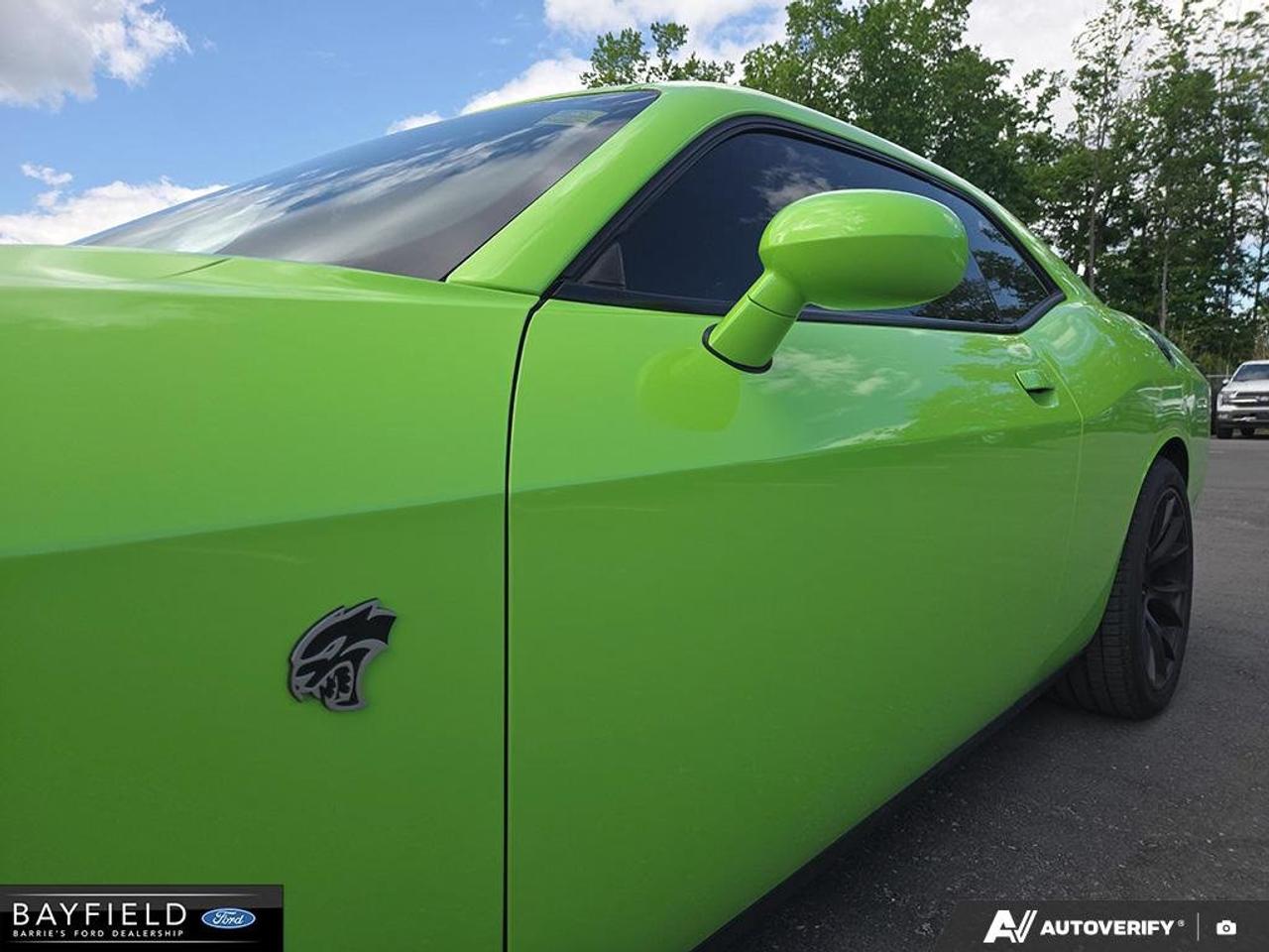 2015 Dodge Challenger SRT Hellcat Photo