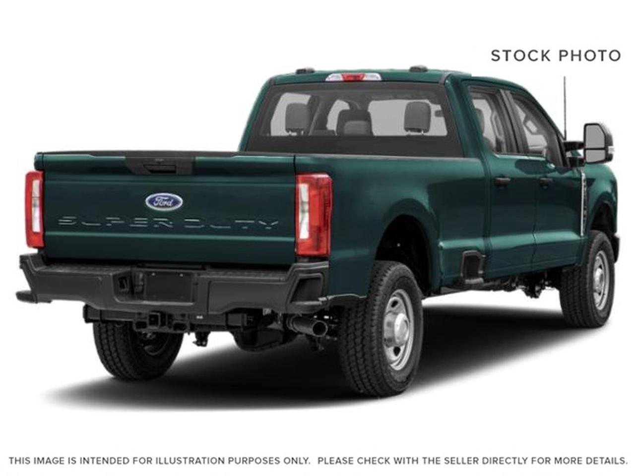2026 Ford SuperDuty F-350® Lariat® 6.8' Box 618A Photo2