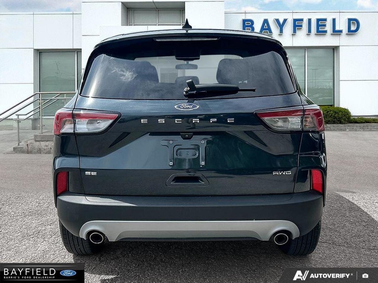 2022 Ford Escape SE Photo