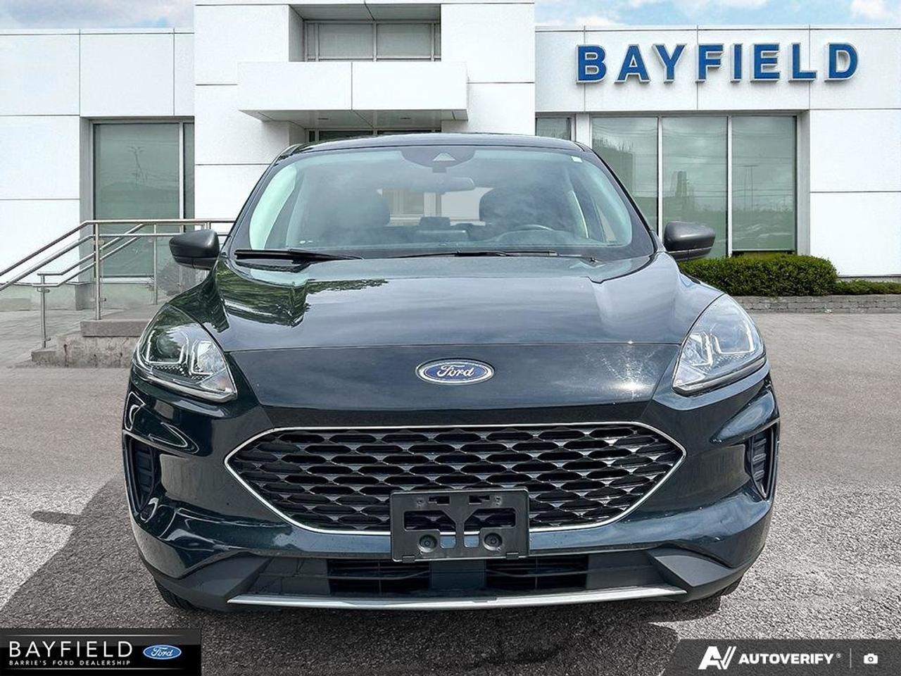 2022 Ford Escape SE Photo