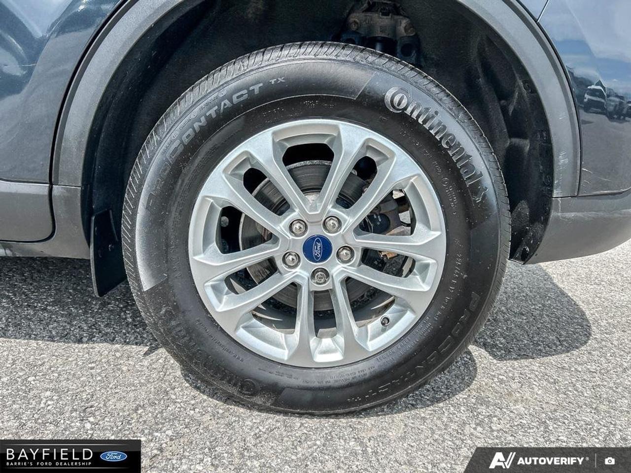 2022 Ford Escape SE Photo