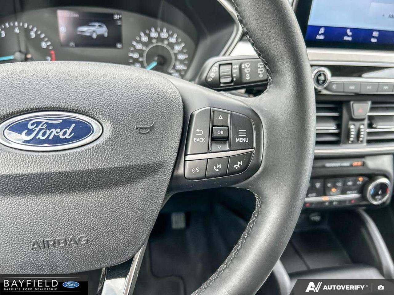 2022 Ford Escape SE Photo