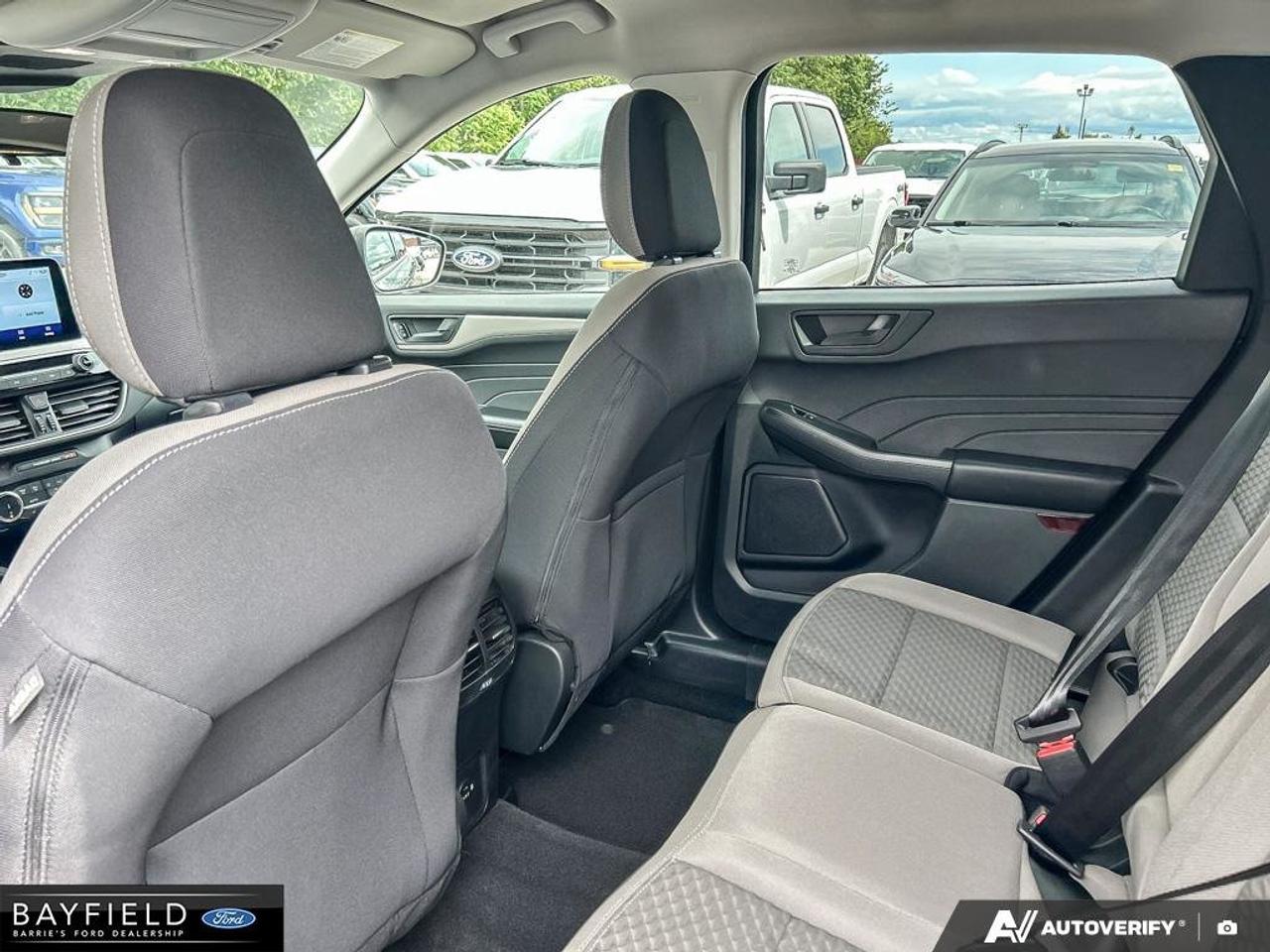 2022 Ford Escape SE Photo