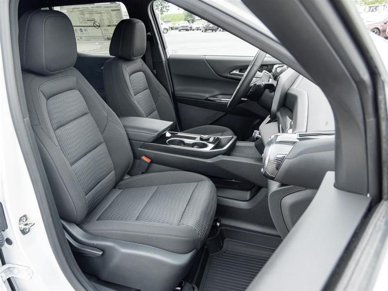 2026 Chevrolet Equinox LT Photo