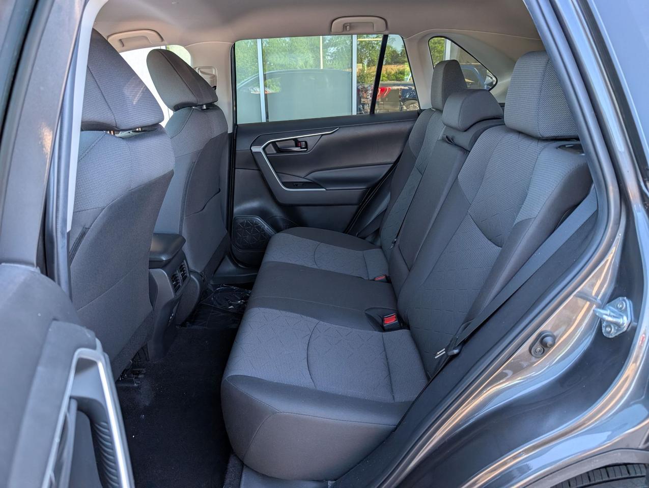 2023 Toyota RAV4 LE AWD Photo