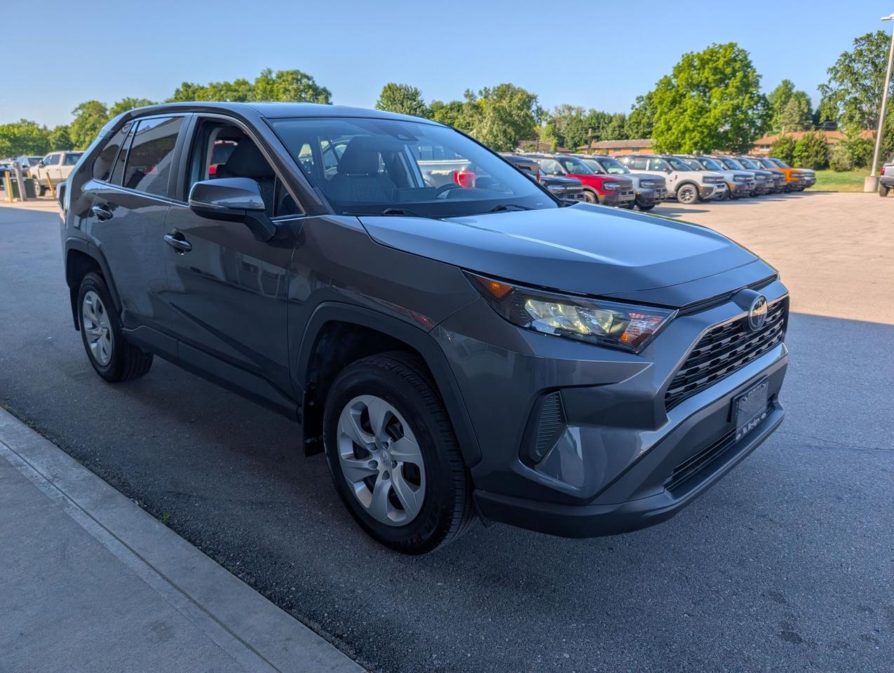 2023 Toyota RAV4 LE AWD Photo2