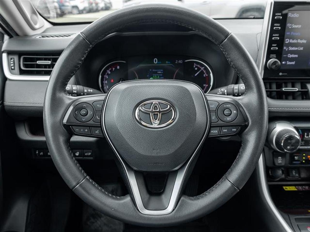2022 Toyota RAV4 Limited AWD Sunroof | Backup Cam | Heated Seats | Limited Photo
