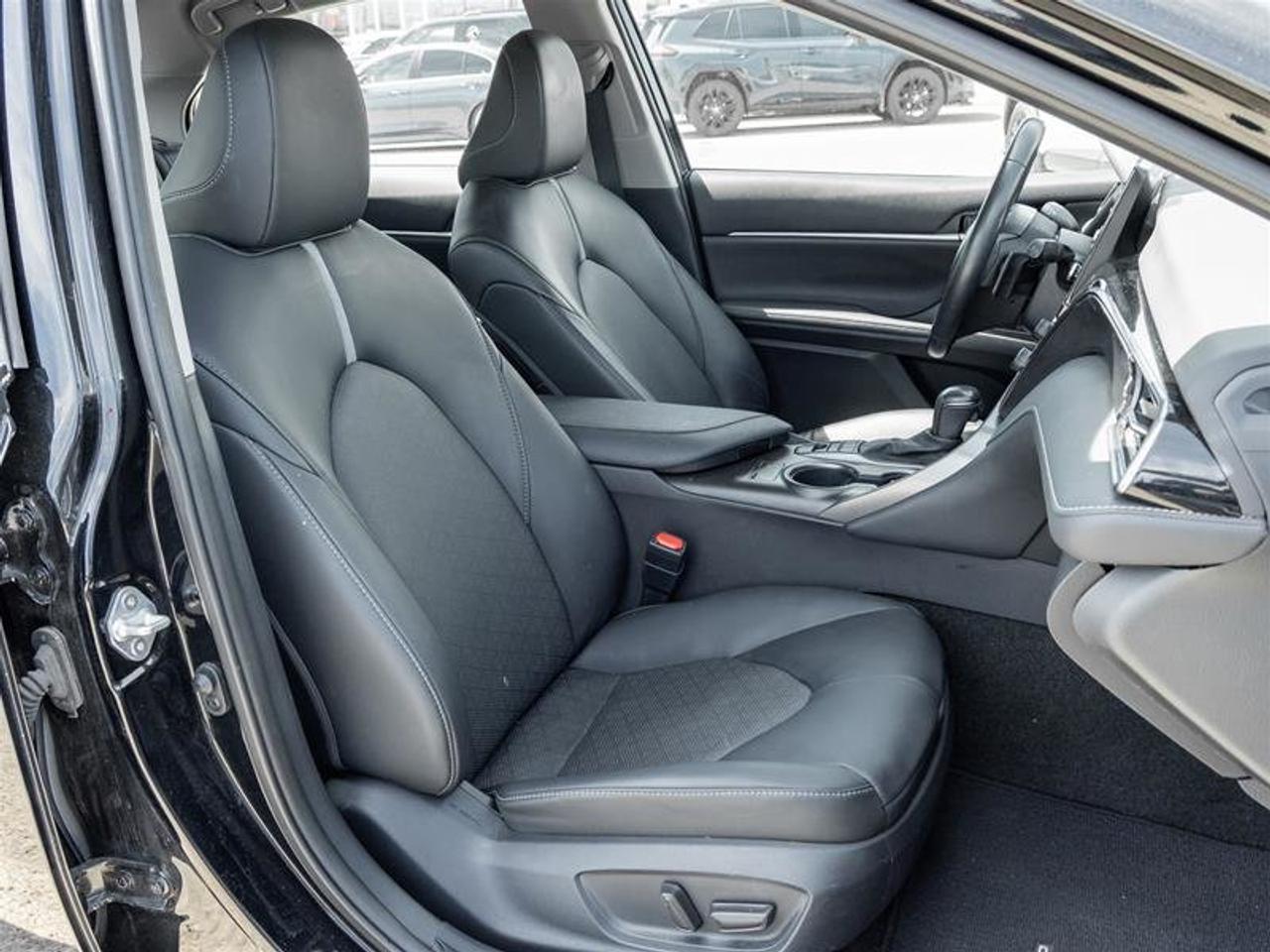 2023 Toyota Camry Hybrid XSE Sunroof | Backup Cam | Navi | Heated Seats | Wireless Charging | XSE Photo