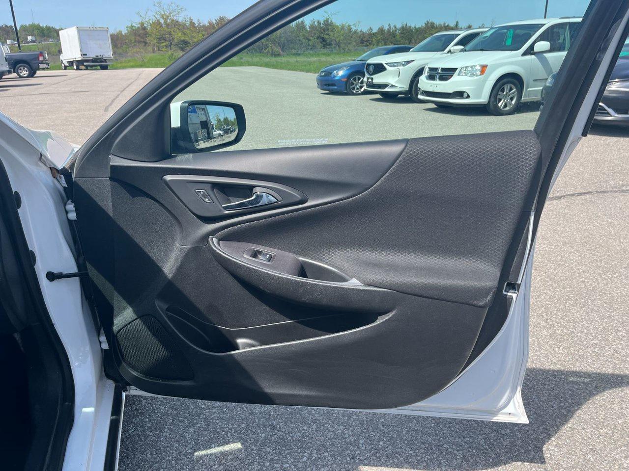 2023 Chevrolet Malibu 4DR SDN 1LT Photo