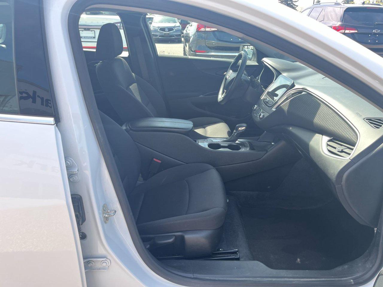 2023 Chevrolet Malibu 4DR SDN 1LT Photo