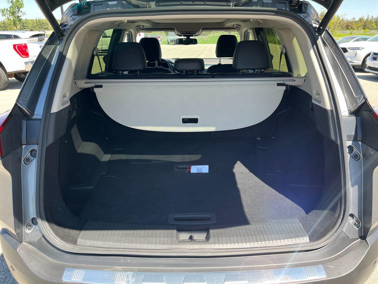 2023 Nissan Rogue AWD Platinum Photo