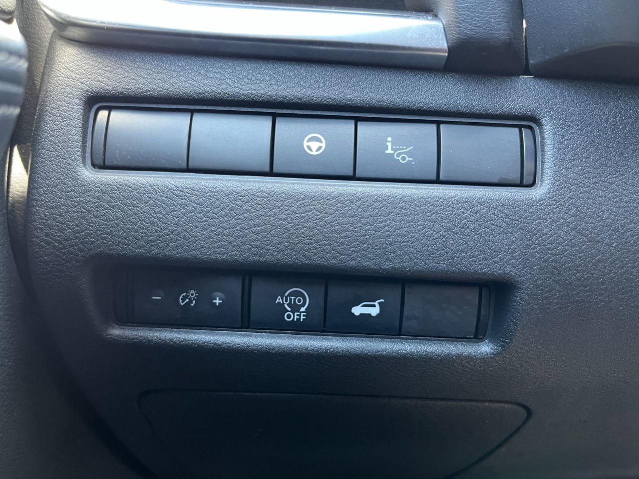 2023 Nissan Rogue AWD Platinum Photo