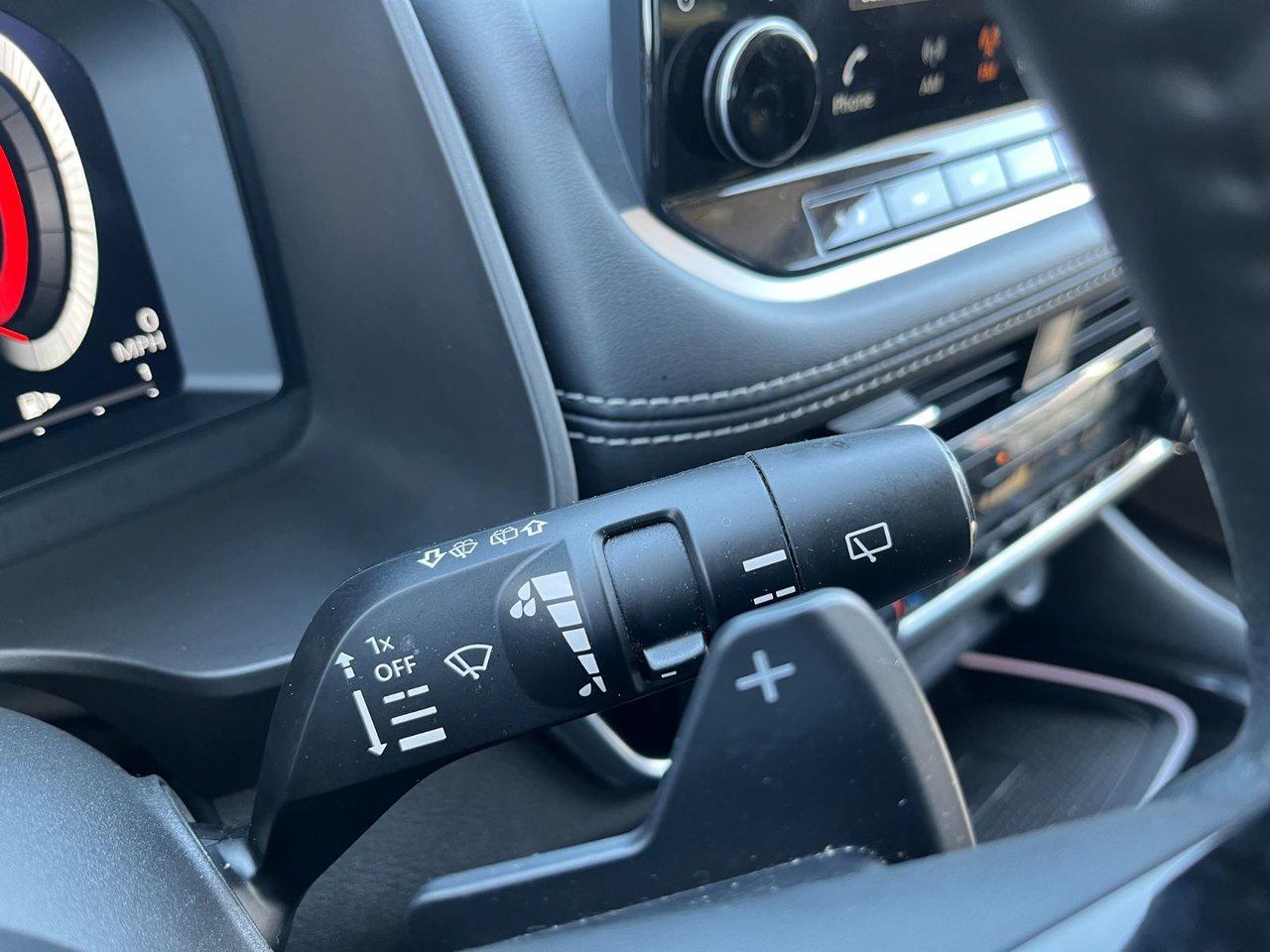 2023 Nissan Rogue AWD Platinum Photo