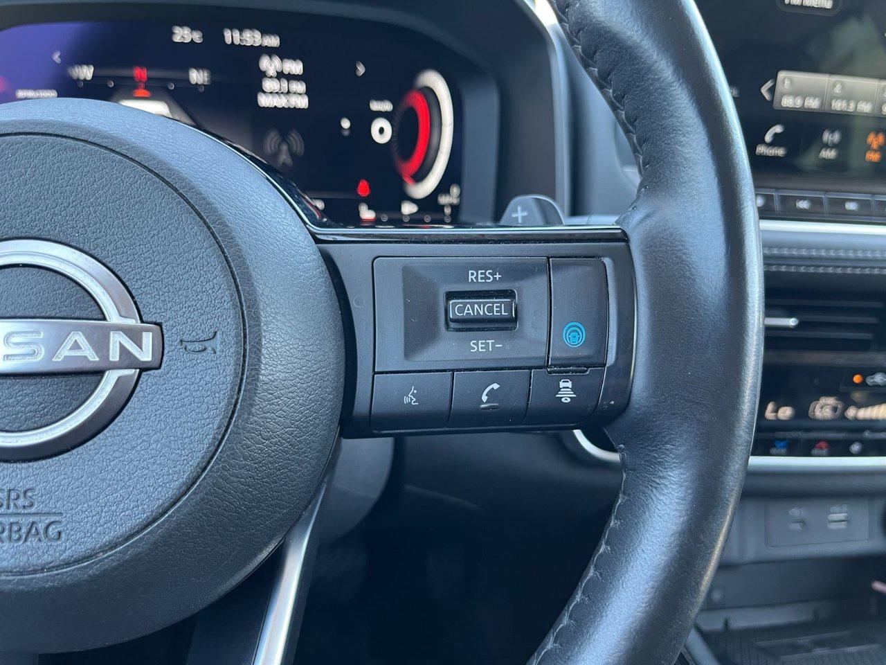 2023 Nissan Rogue AWD Platinum Photo