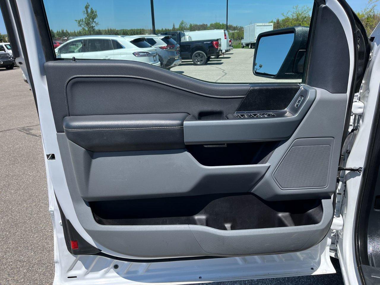 2022 Ford F-150 XLT 4WD SuperCab 6.5' Box Photo