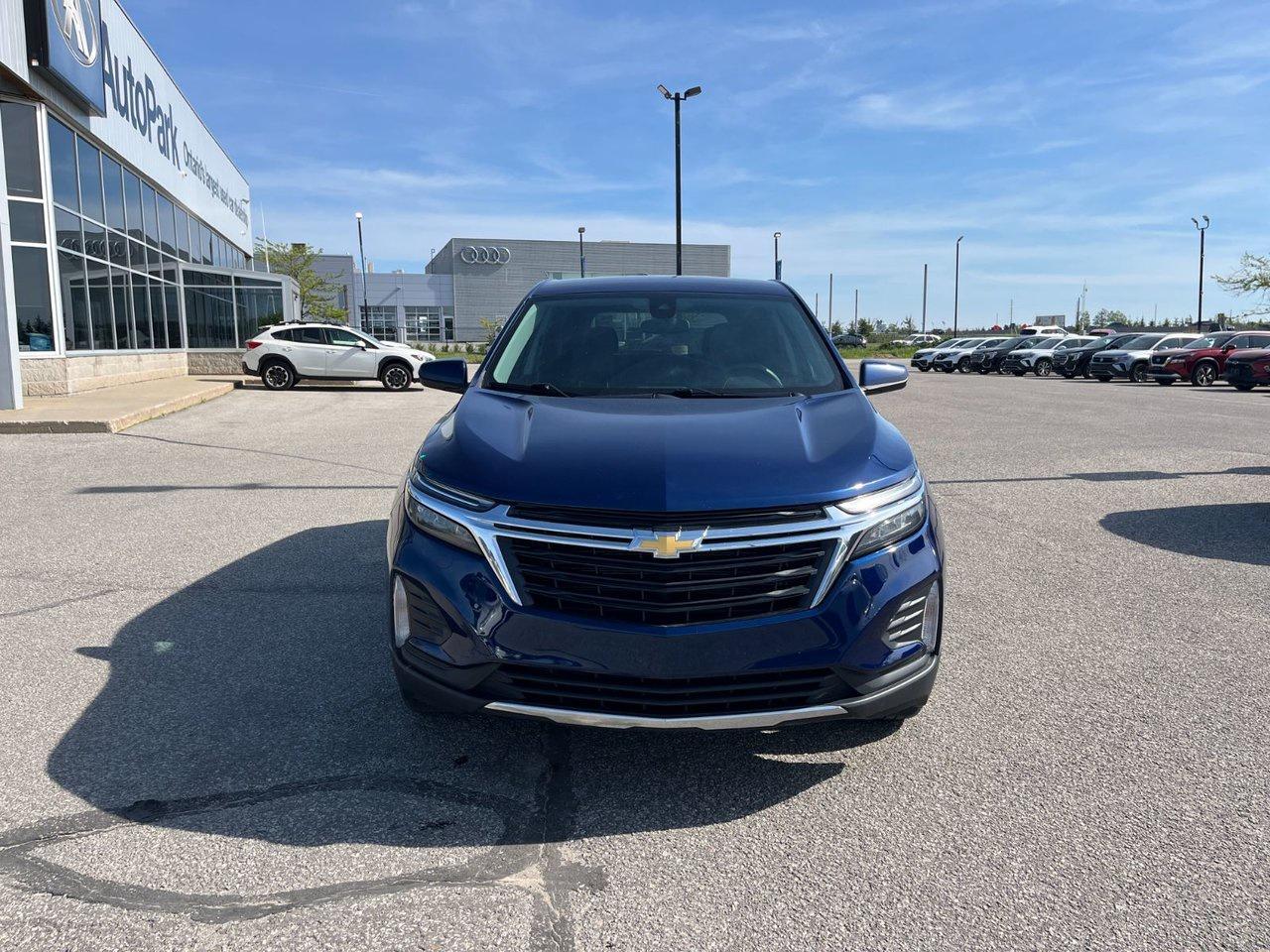 2022 Chevrolet Equinox AWD LT Photo2