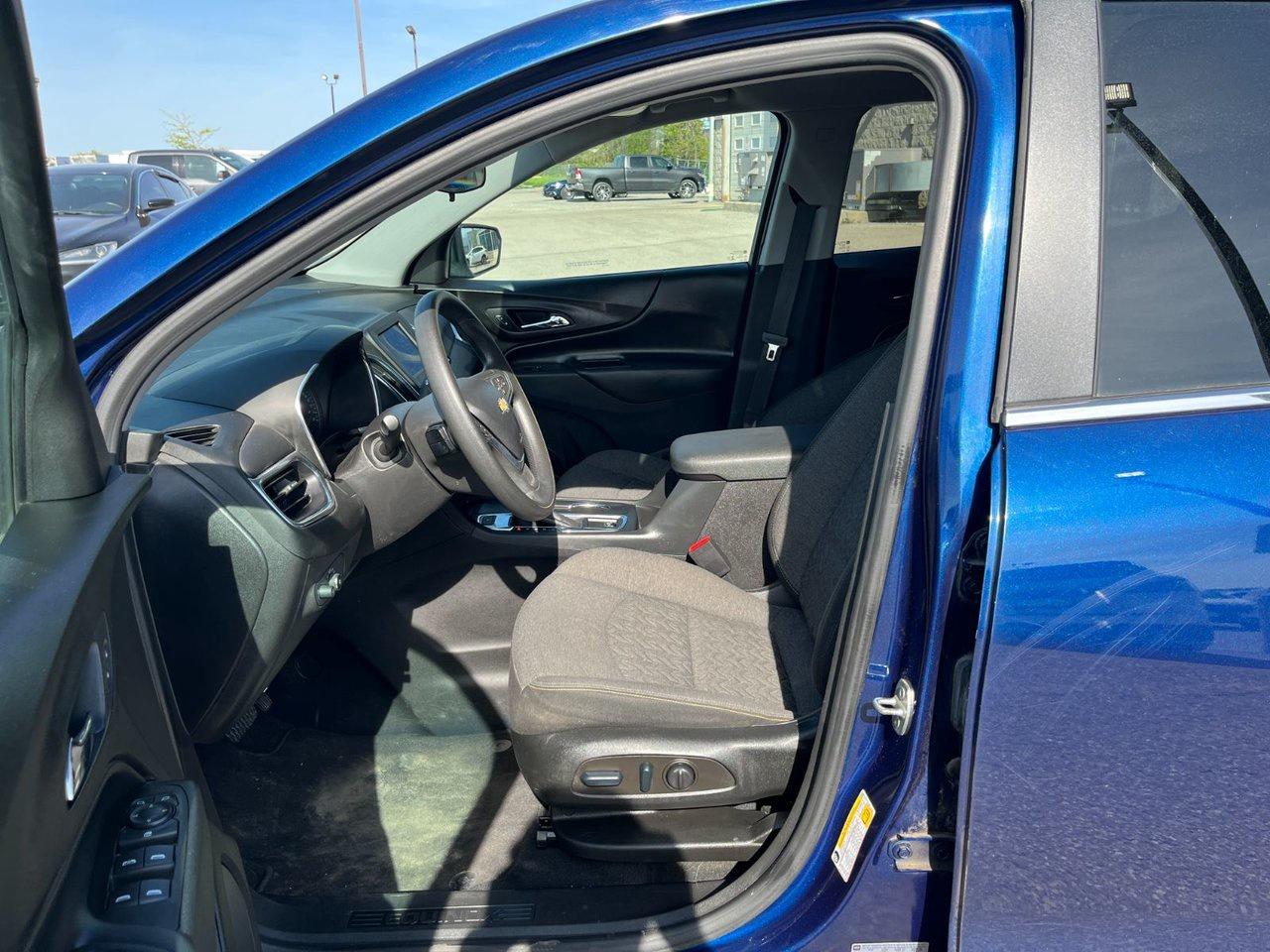 2022 Chevrolet Equinox AWD LT Photo