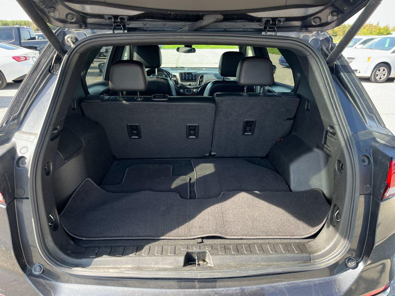 2022 Chevrolet Equinox AWD 4dr RS Photo