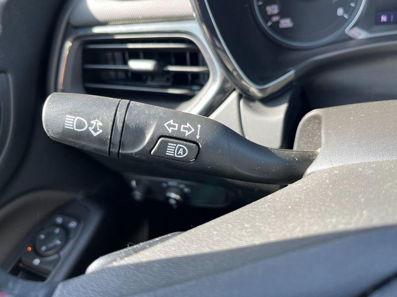 2022 Chevrolet Equinox AWD 4dr RS Photo