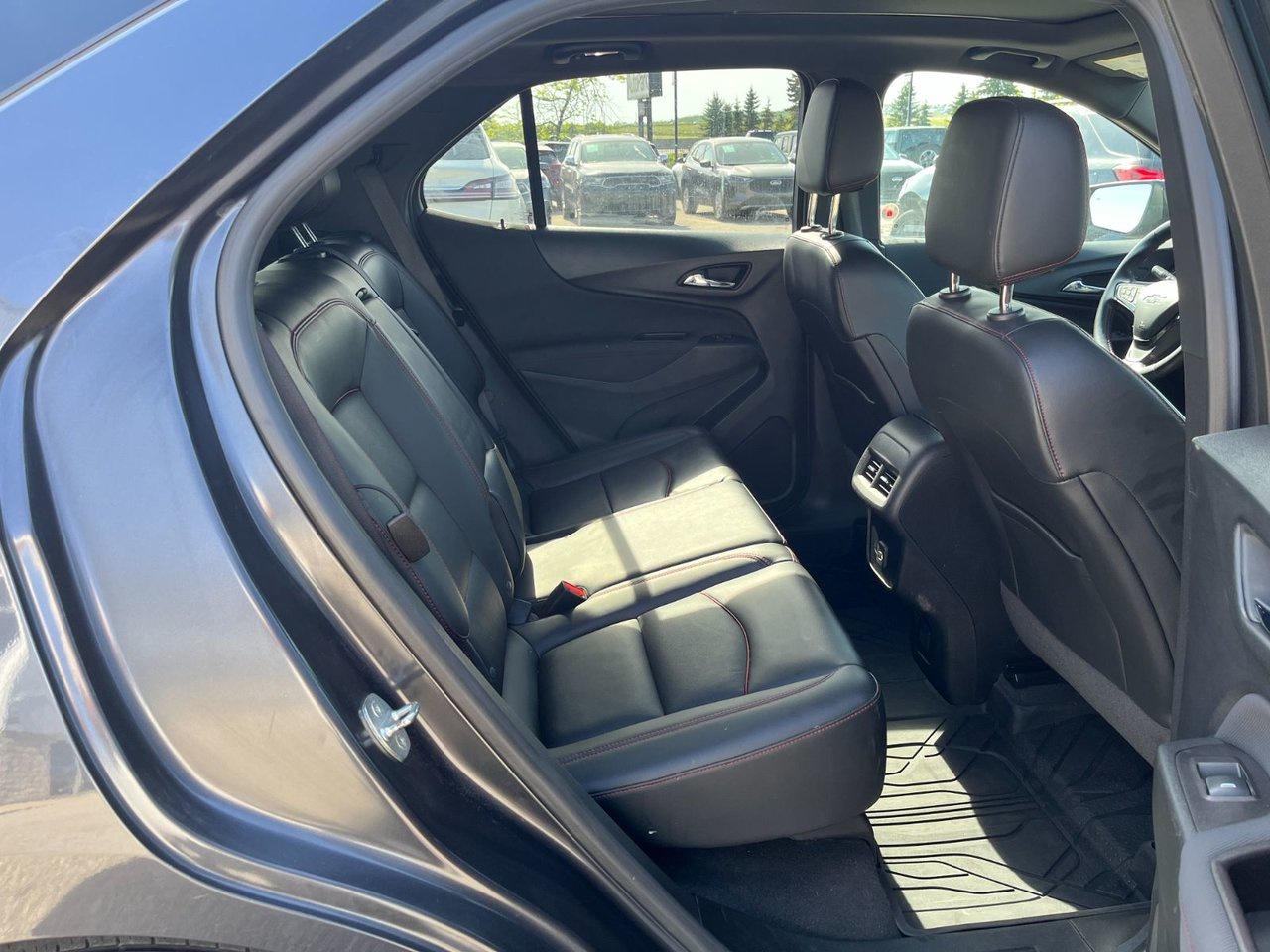 2022 Chevrolet Equinox AWD 4dr RS Photo