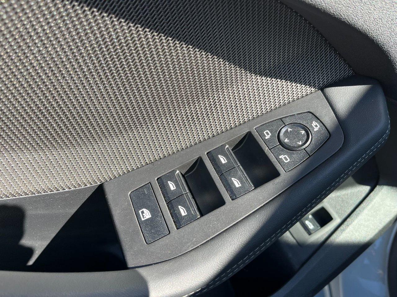 2025 BMW 2 Series 228i xDrive Photo
