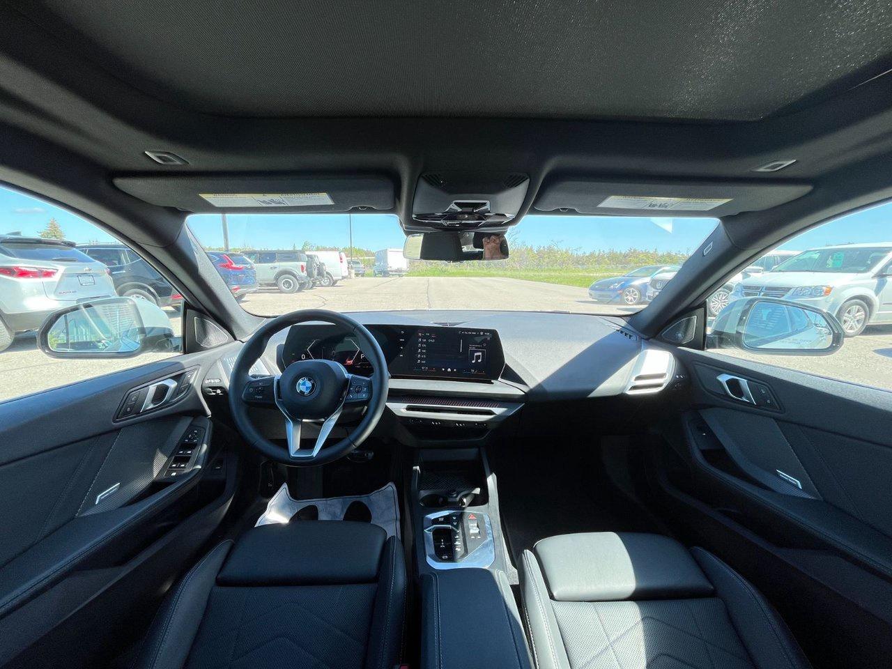 2025 BMW 2 Series 228i xDrive Photo