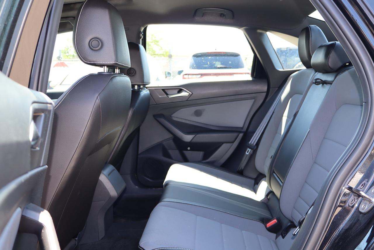 2025 Volkswagen Jetta Comfortline AUTO Photo